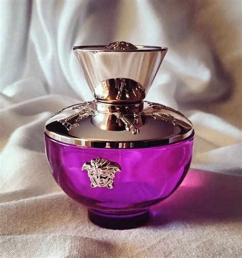 modella profumo versace purple|dylan purple versace.